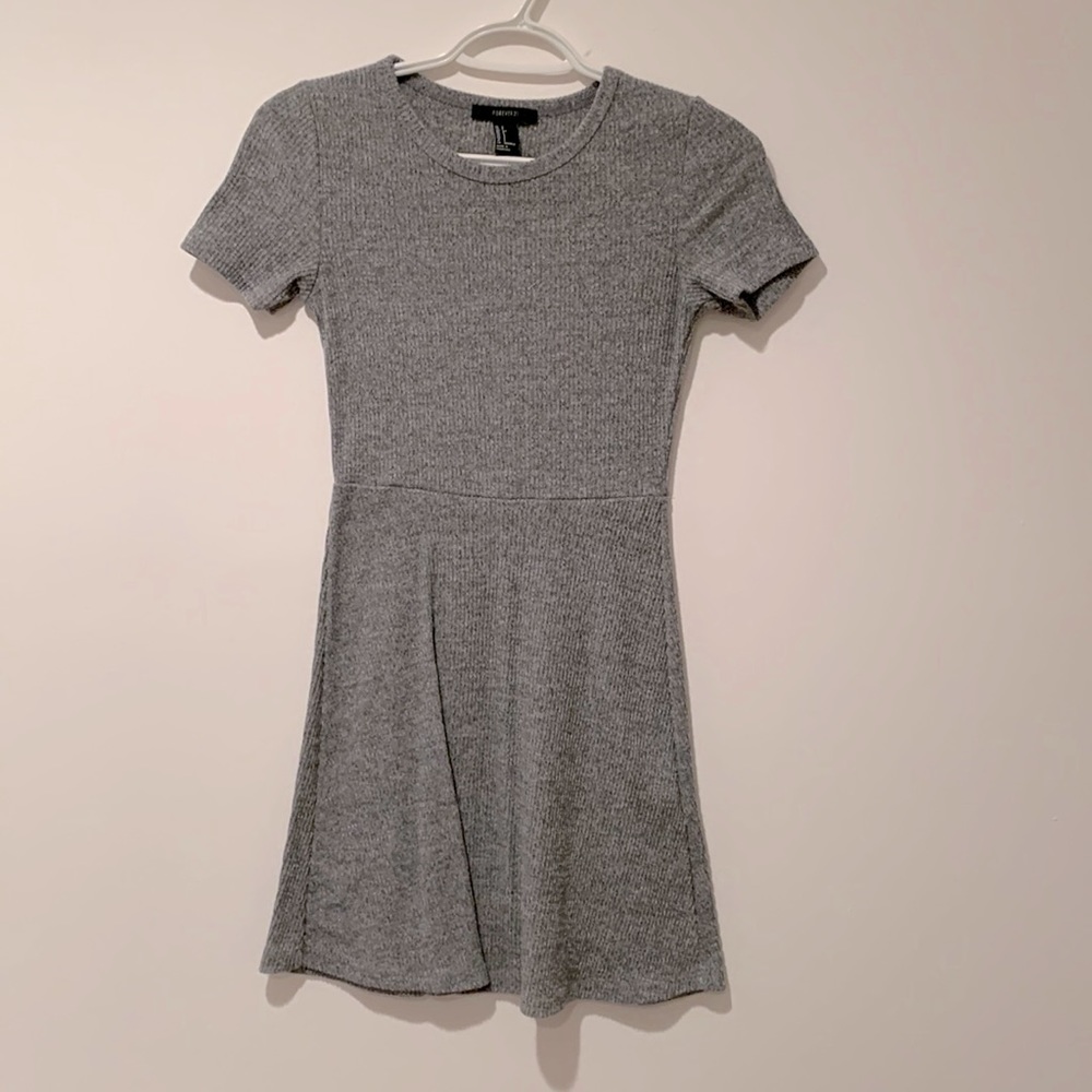 Forever 21 dress/top size small